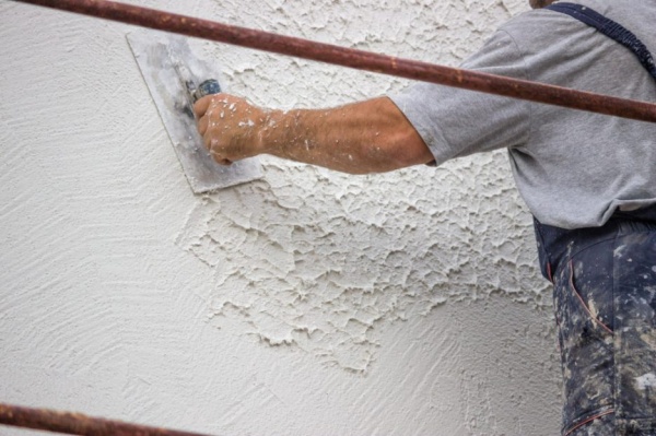 Штукатурка или шпаклевка