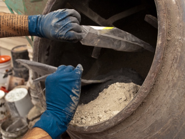 О синтетических добавках для строительных смесей